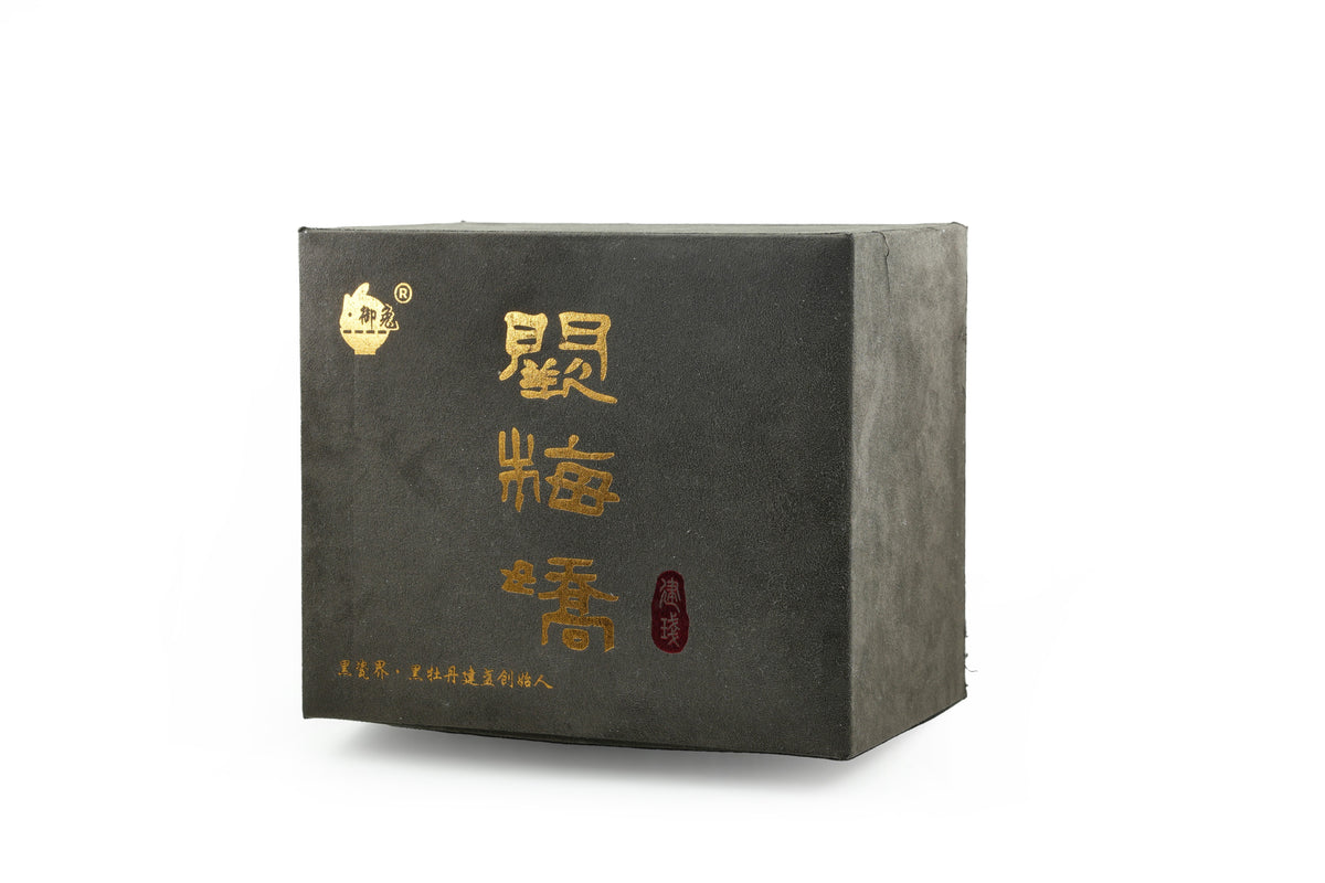 阙梅娇 — 牡丹（将军/玉兰）